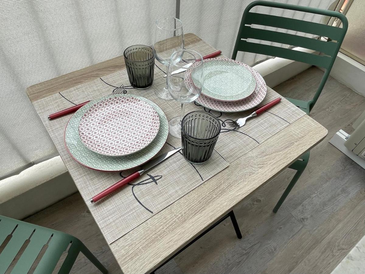 מנטון La Room: Seaside Apartment + Terrace + Parking מראה חיצוני תמונה